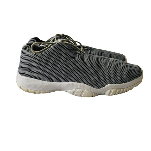 Nike Air Jordan Future Low Grey Mist White Size 12 Sneakers Shoes 718948-003 - Picture 2 of 9